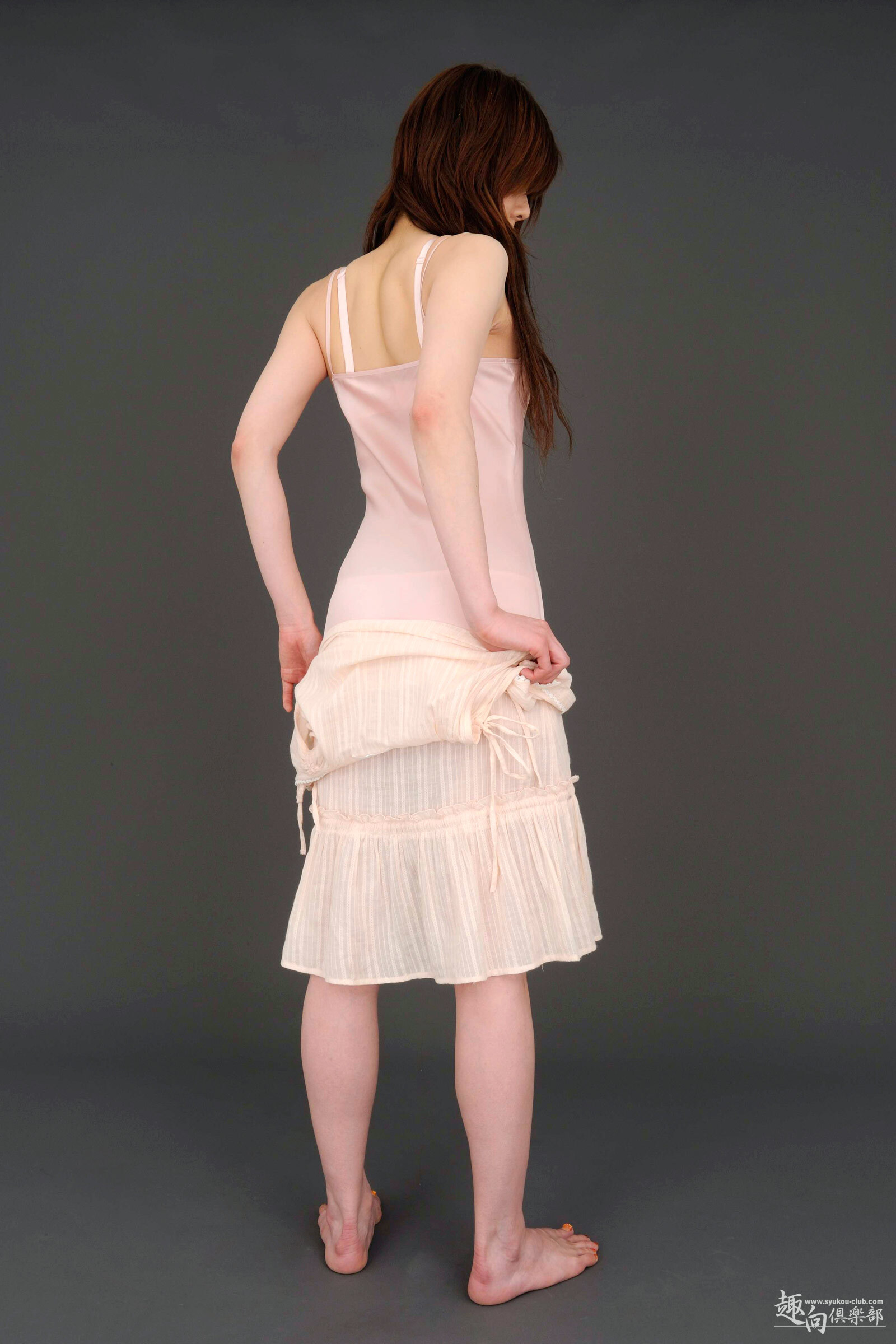 [Syukou-Club] 2013.11.07 Digi-Girl No.152 初脫ぎ素人4 純花しおん 1